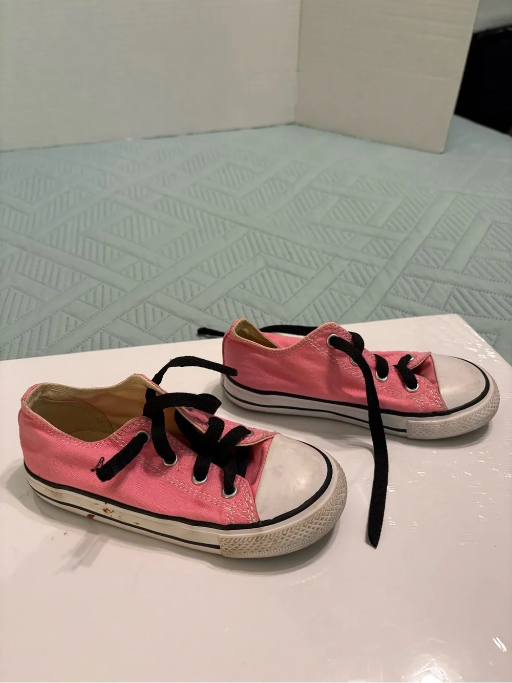 Converse All Stars Chuck Taylor Little Kids Infant Size 10 Pink Low Top